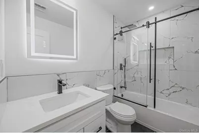 39 Lakeview Drive, Middle Island, NY 11953 - Photo 19