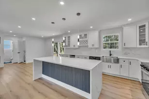 39 Lakeview Dr, Middle Island, NY 11953 - Photo 7