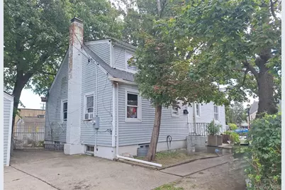 863 Prospect Avenue, Westbury, NY 11590 - Photo 3