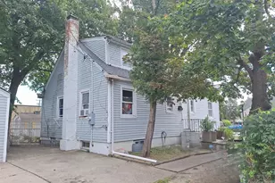 863 Prospect Ave, Westbury, NY 11590 - Photo 3