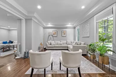 18 Watercrest Court, Saint James, NY 11780 - Photo 3