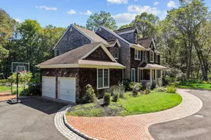 18 Watercrest Ct, Saint James, NY 11780 - Photo 19