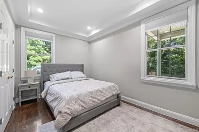 18 Watercrest Court, Saint James, NY 11780 - Photo 9