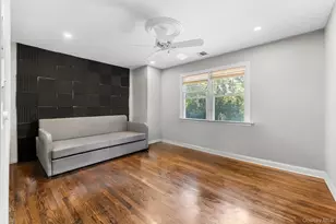 18 Watercrest Ct, Saint James, NY 11780 - Photo 15