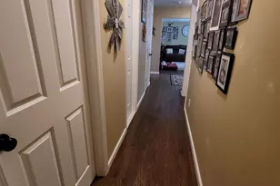 302 Bridgeport Ave, Medford, NY 11763 - Photo 19