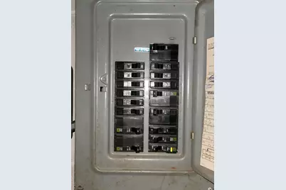 302 Bridgeport Avenue, Medford, NY 11763 - Photo 21