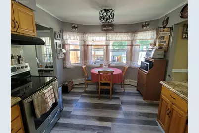 302 Bridgeport Avenue, Medford, NY 11763 - Photo 9