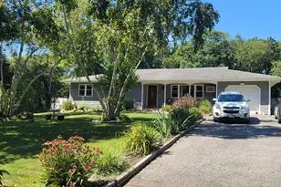 302 Bridgeport Ave, Medford, NY 11763 - Photo 3