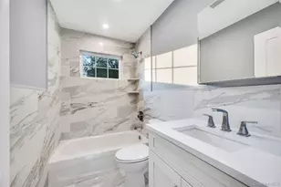 271 N Country Rd, Smithtown, NY 11787 - Photo 43