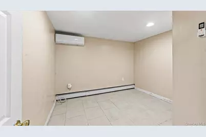 1266 Findlay Avenue, Bronx, NY 10456 - Photo 9