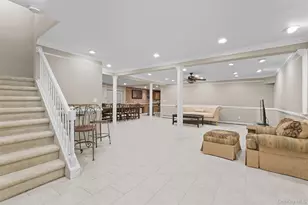 19 Stonehedge Dr, West Nyack, NY 10994 - Photo 37