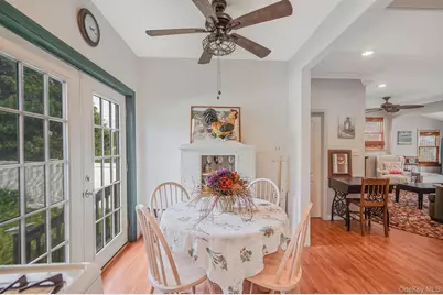 25 Patchogue Street, Patchogue, NY 11772 - Photo 9