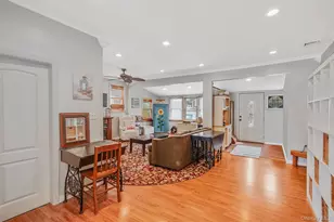 25 Patchogue St, Patchogue, NY 11772 - Photo 7