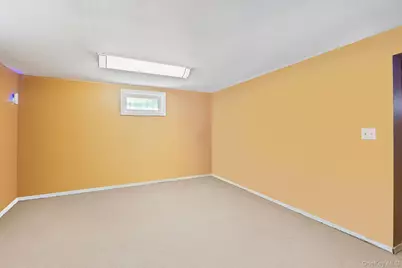 190 W Buchanan Street, New York, NY 10301 - Photo 31