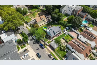 190 W Buchanan Street, New York, NY 10301 - Photo 9