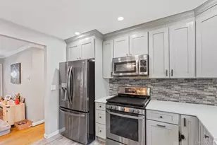 190 W Buchanan St, New York, NY 10301 - Photo 13