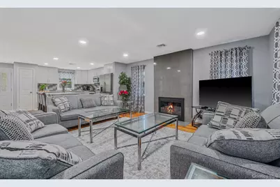 1514 Grundy Avenue, Holbrook, NY 11741 - Photo 5