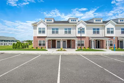 103 Dover Street, Central Islip, NY 11722 - Photo 3