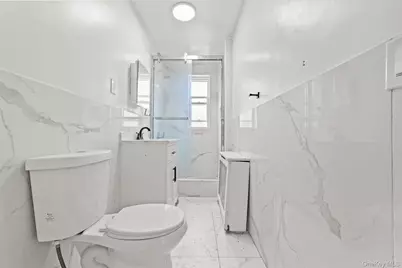 826 E 216 Street, Bronx, NY 10467 - Photo 21