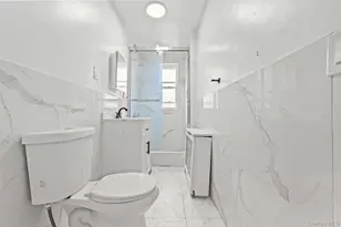 826 E 216th St, Bronx, NY 10467 - Photo 21