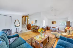 196 Haypath Rd, Old Bethpage, NY 11804 - Photo 11