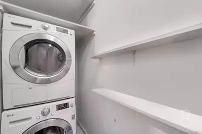 11-24 31st Avenue #3A, Astoria, NY 11106 - Photo 15