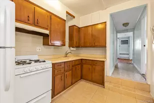 125-21 5th Ave, College Point, NY 11356 - Photo 13