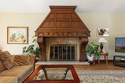 13 Chanticlare Drive, Manhasset, NY 11030 - Photo 11