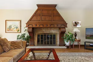 13 Chanticlare Dr, Manhasset, NY 11030 - Photo 11