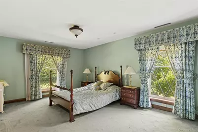 13 Chanticlare Drive, Manhasset, NY 11030 - Photo 23