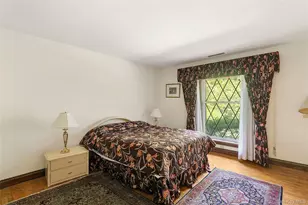 13 Chanticlare Dr, Manhasset, NY 11030 - Photo 25