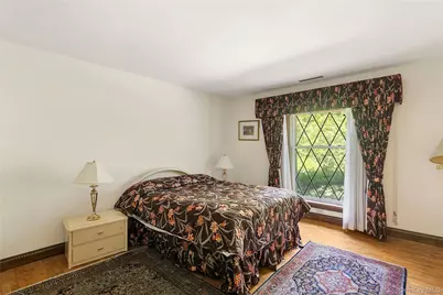 13 Chanticlare Drive, Manhasset, NY 11030 - Photo 21