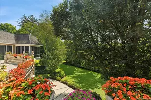 13 Chanticlare Dr, Manhasset, NY 11030 - Photo 29