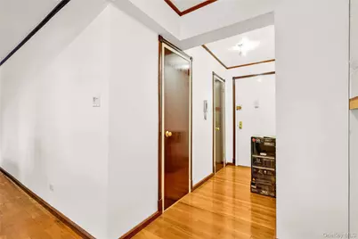 224-24 Union Turnpike #2B, Bayside, NY 11364 - Photo 5