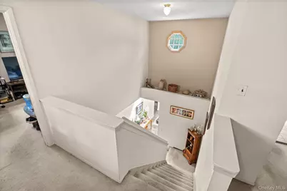 7 Sutton Place, Islip, NY 11751 - Photo 27