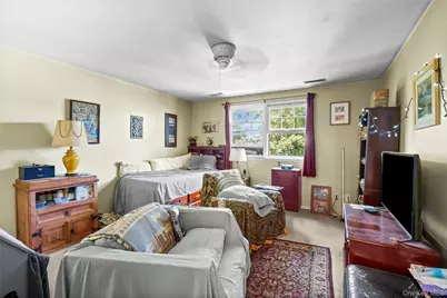 7 Sutton Place, Islip, NY 11751 - Photo 23