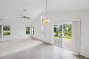 30 Quail Ct, Manorville, NY 11949 - Photo 7