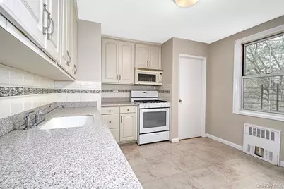 609 Kappock Street #3F, Bronx, NY 10463 - Photo 7