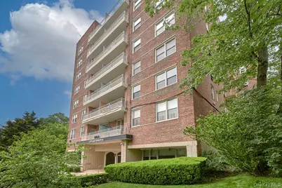 609 Kappock Street #3F, Bronx, NY 10463 - Photo 1