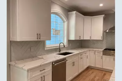 130 Syosset Woodbury Road, Syosset, NY 11791 - Photo 9