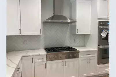 130 Syosset Woodbury Road, Syosset, NY 11791 - Photo 23