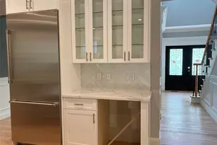 130 Syosset-Woodbury Rd, Syosset, NY 11791 - Photo 21