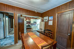 7 Bailey Ave, Babylon, NY 11702 - Photo 7