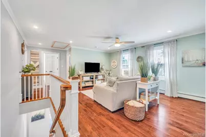 84 Superior Road, Floral Park, NY 11001 - Photo 11