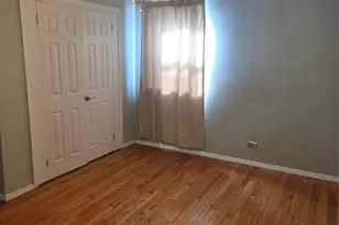 204-15 Foothill Ave, Hollis, NY 11423 - Photo 9