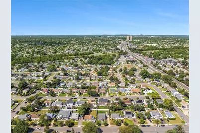 26 Shelter Lane, Levittown, NY 11756 - Photo 19