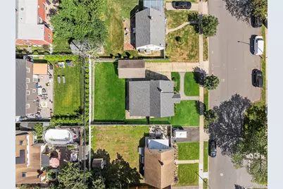 26 Shelter Lane, Levittown, NY 11756 - Photo 17