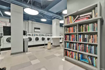 20 E 9th Street #14O, New York, NY 10003 - Photo 35