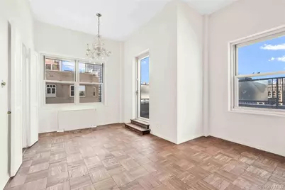 20 E 9th Street #14O, New York, NY 10003 - Photo 17