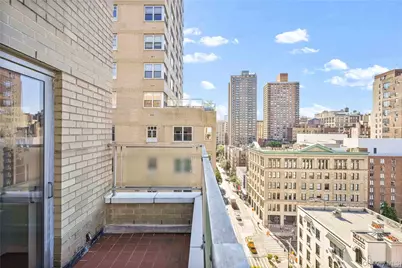 20 E 9th Street #14O, New York, NY 10003 - Photo 31